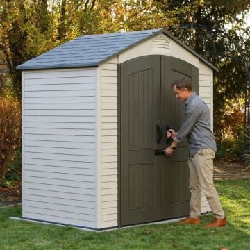 Abri de jardin - Lifetime - 2,13 x 1,37 m - PVC - Acier inoxydable - Plancher antidérapant